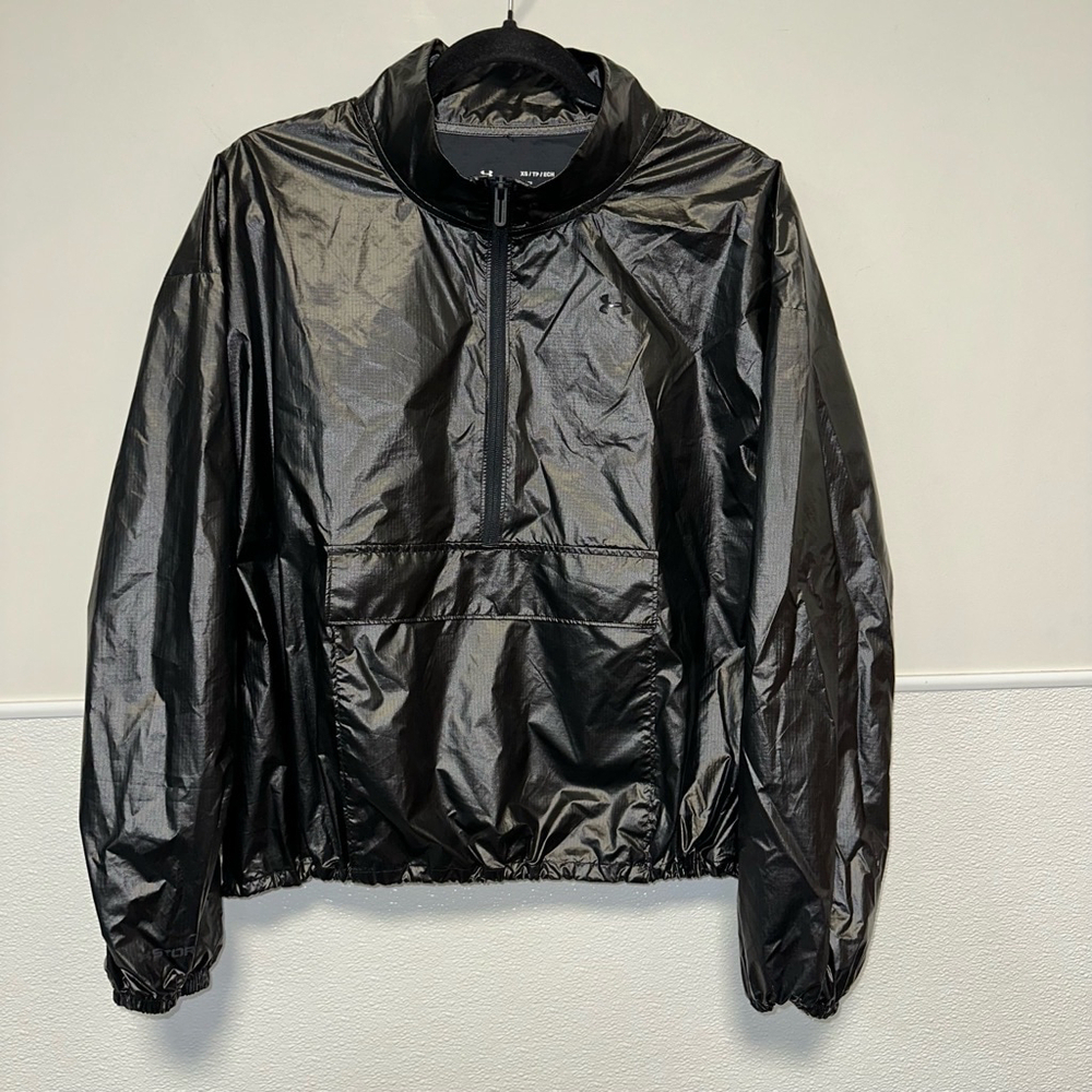 Women's Under Armour Pullover Jacket Size XS Black Lightweight Windbreaker